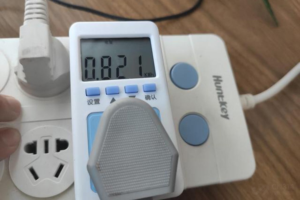 选冰箱主要关注配置,美的冰箱465和471哪个性价比高