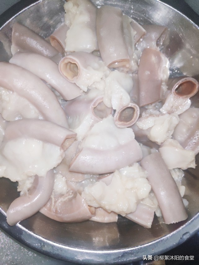 猪小肠去除苦味,猪小肠煲汤去火