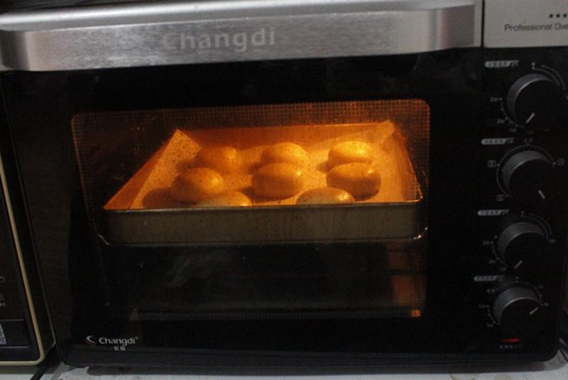 酥到掉渣的绿豆饼说说,酥到掉渣的绿豆酥饼图片