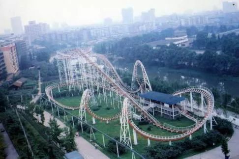 成都同根生,成都北门对比南门