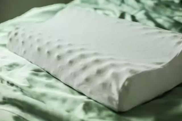 泰国莱迪雅乳胶垫,泰国买回来的乳胶垫是真的吗