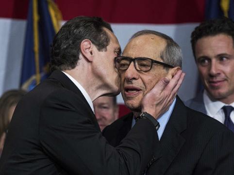 为什么那么多人来围观,为什么很多人围观