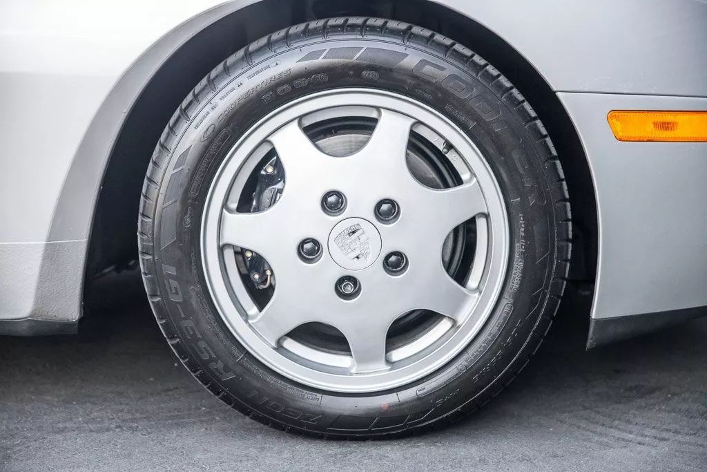 保时捷944老款图片,保时捷944和720s