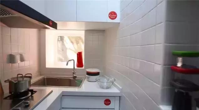 夫妻生了八个孩子在北京蜗居,北京一家四口蜗居45平米