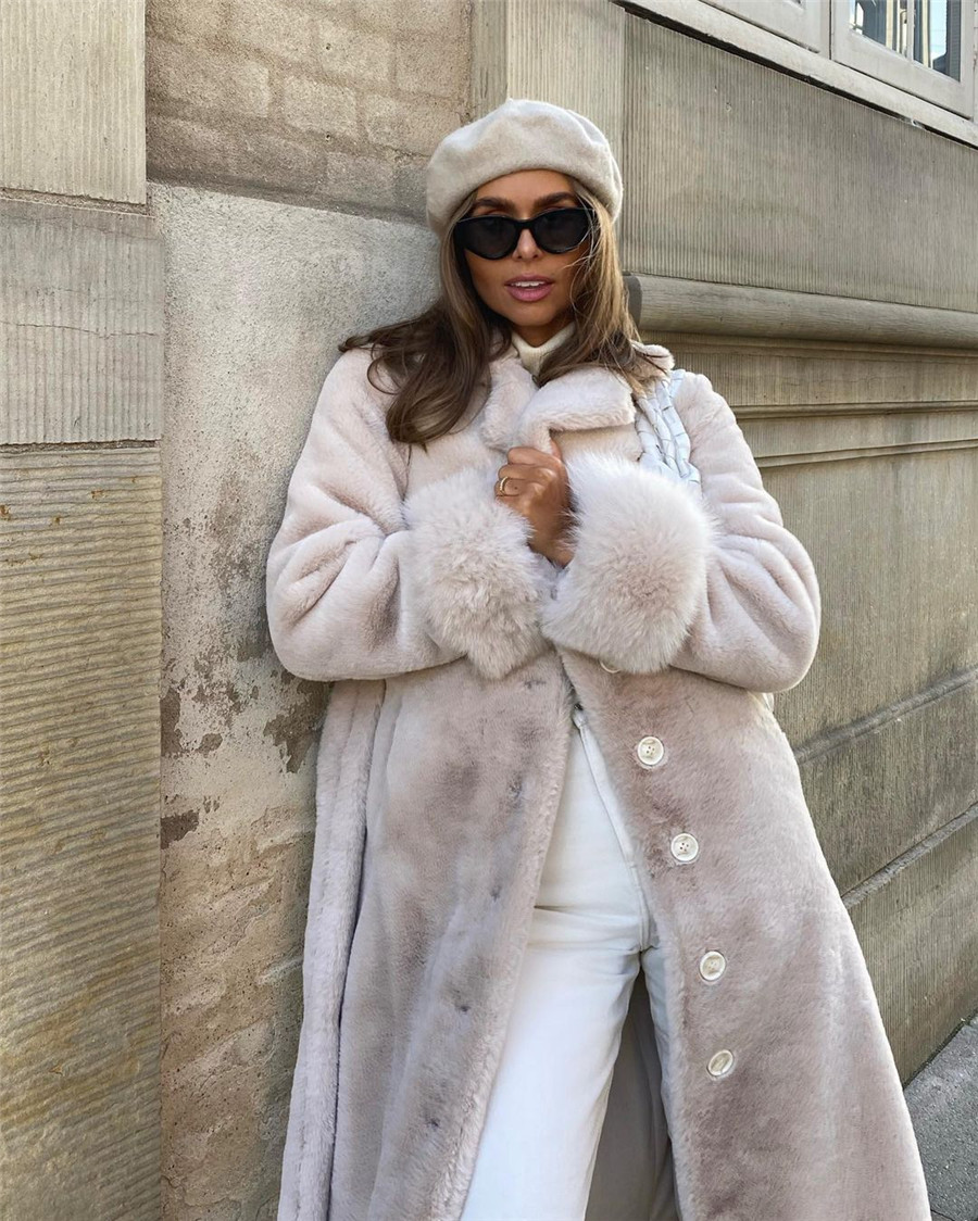 短款皮草好看又保暖,羊羔绒短款皮草