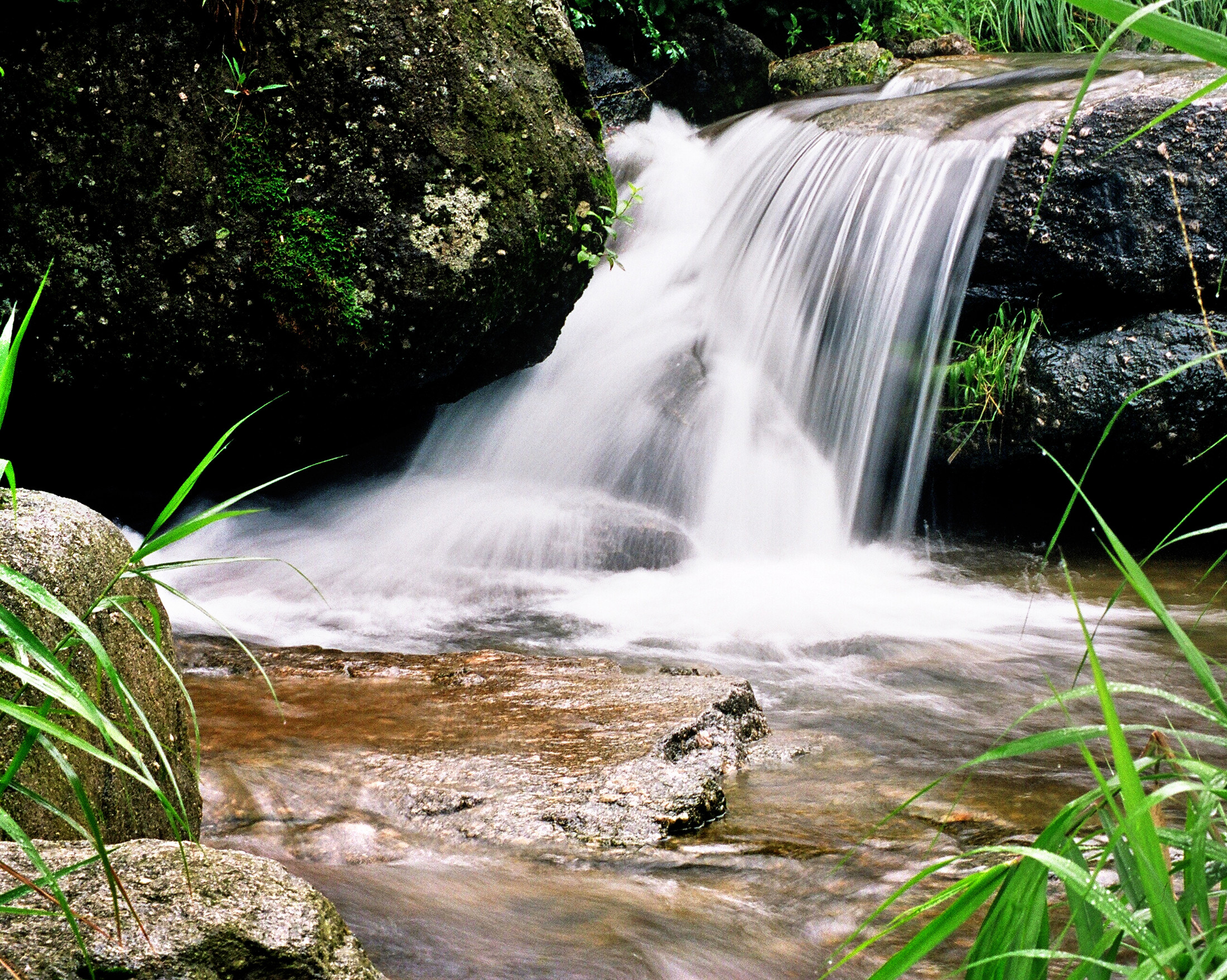 辽宁省大营镇：飞瀑流泉的“水世界”