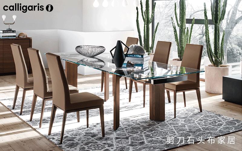 玻璃餐桌有高级感嘛,现代餐厅极简餐桌