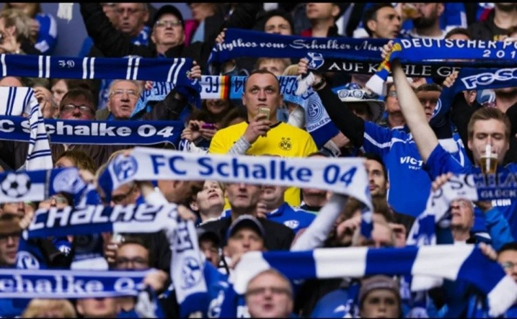 活久见的最后结局,德甲7冠王最后一幕