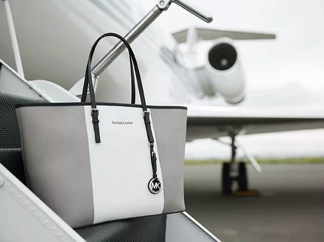 想入手一个大牌包包该怎么入手,千元的包推荐轻奢