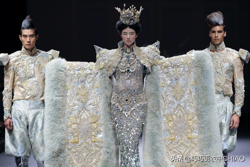 震撼全球的伦敦时装秀完整版,震撼世界的t台时装秀