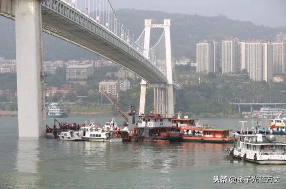 重庆公交车坠江事件后公交车整改,2018年重庆公交车坠江事件原因