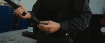 著名“怪胎”大导演最新*片爽**，冲这光头主演我就燃爆了