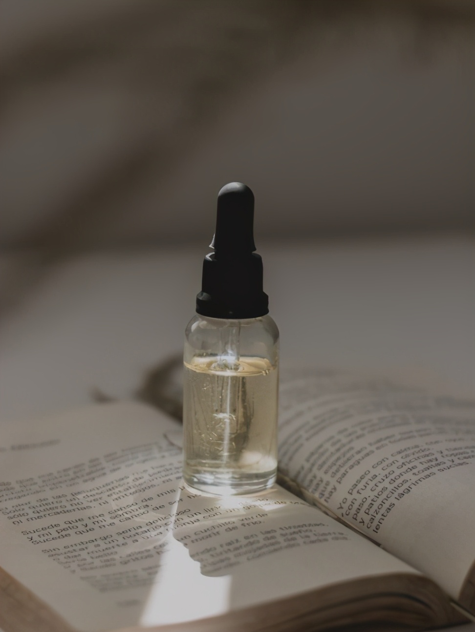 怎么养肤让皮肤细腻又白,怎么使皮肤又白又滑又紧致