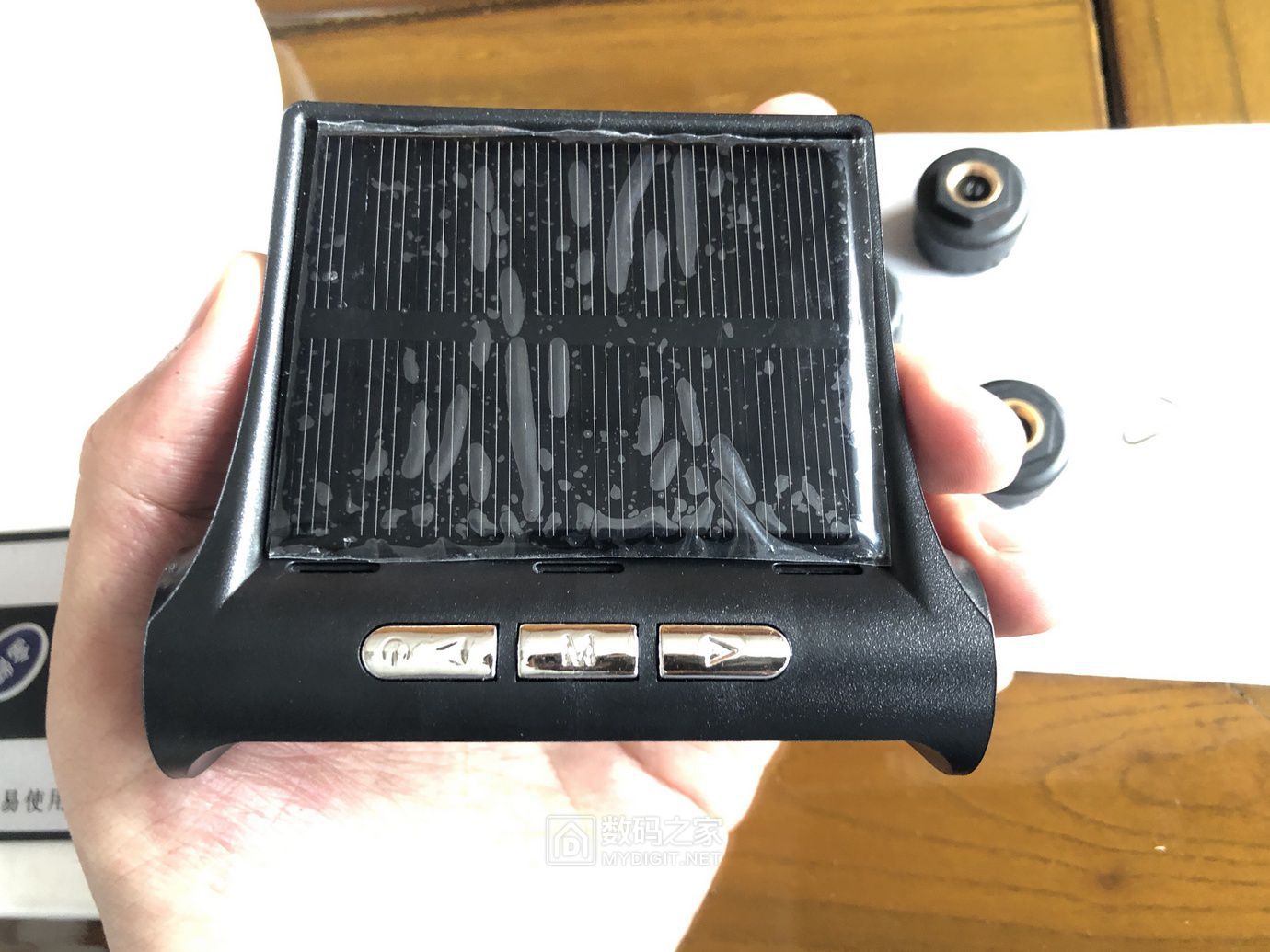 外置式胎压监测评测,外置胎压监测传感器拆解