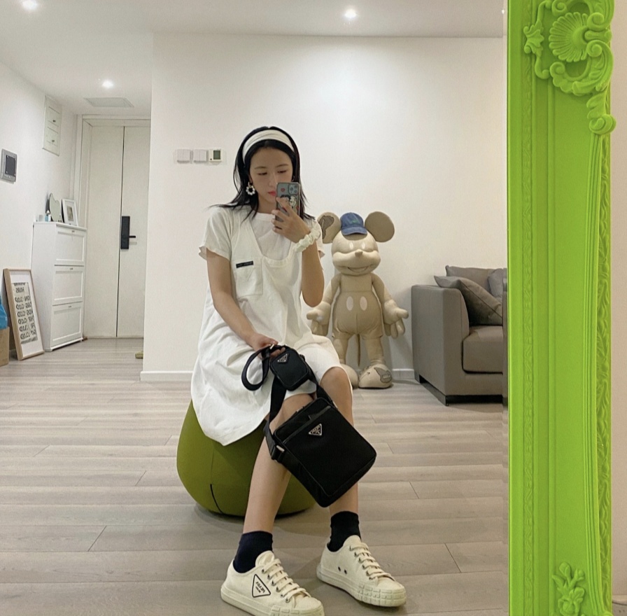 周雨彤职场穿搭,跟着周雨彤学穿搭的博主