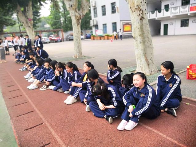 足球少年奔跑吧,奔跑吧足球少年英文