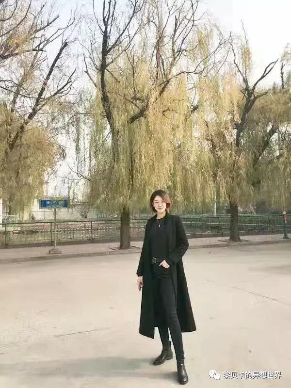 她们说穿过最满意的一件大衣,是这件!