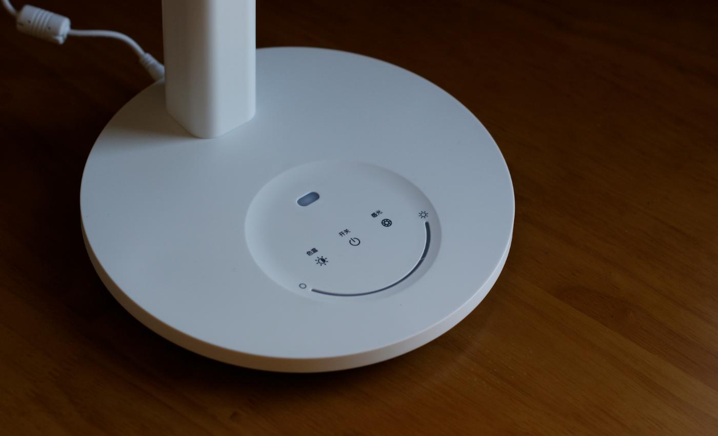 孩视宝智能护眼台灯,好视力和孩视宝台灯测评