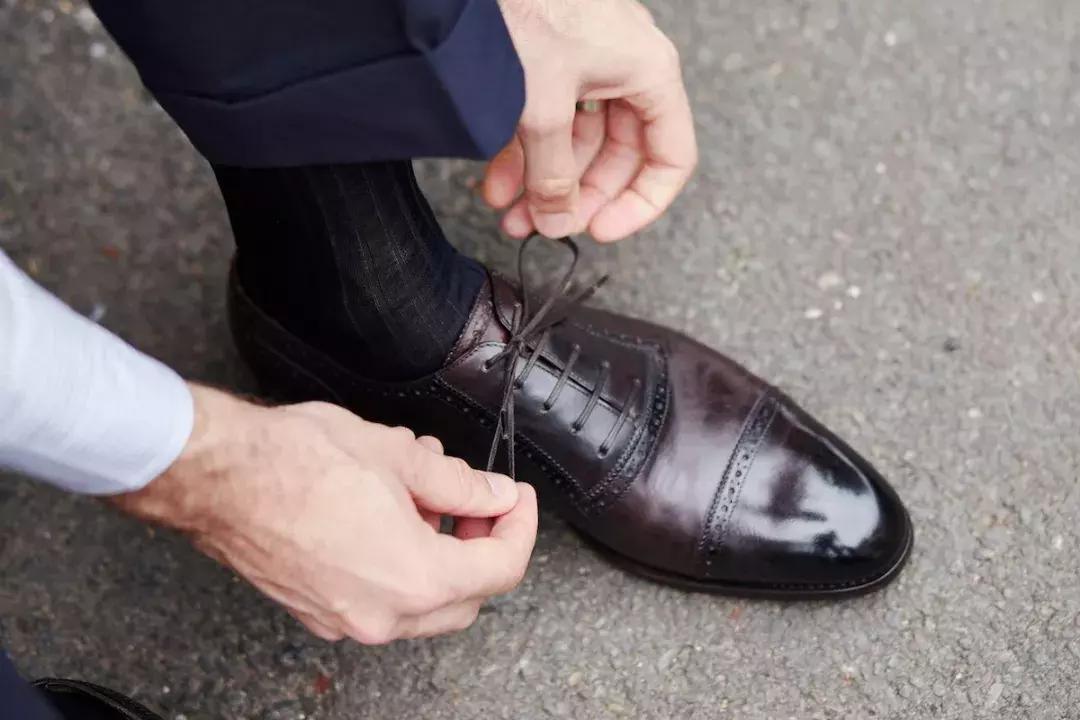 男人的婚鞋怎么处理,男士婚鞋平时也可以穿的