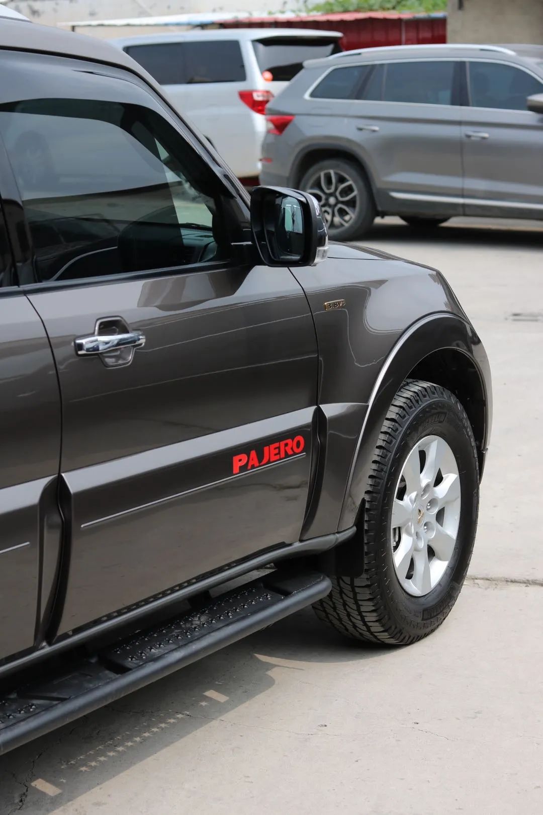 老车翻新修复三菱帕杰罗v97,帕杰罗v97整车整备翻新长视频