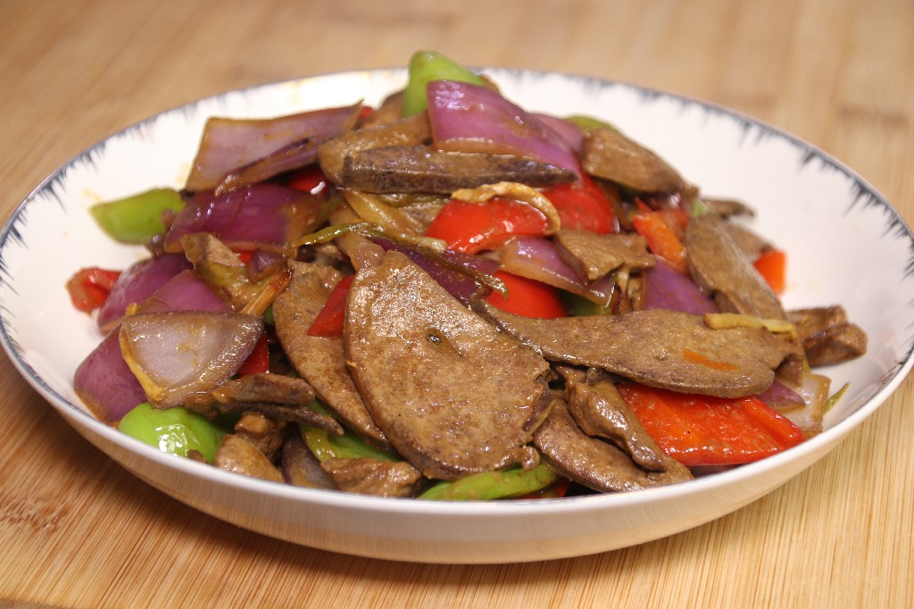 猪肝怎么腌制要焯水吗,炒猪肝是先放料酒还是后放料酒