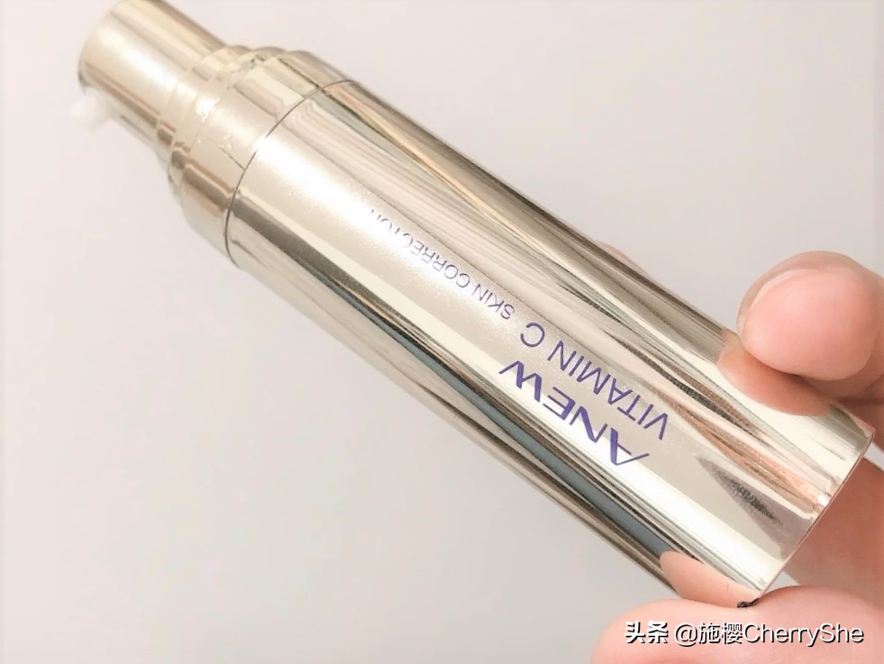 左旋vc精华的作用与功效,vc精华的功效与作用