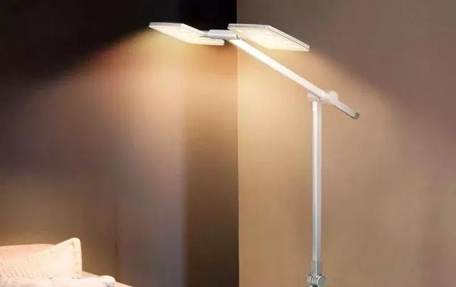 又好看又护眼的台灯,双头护眼台灯