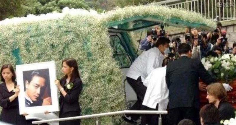 张国荣：作为自我性欲的明星