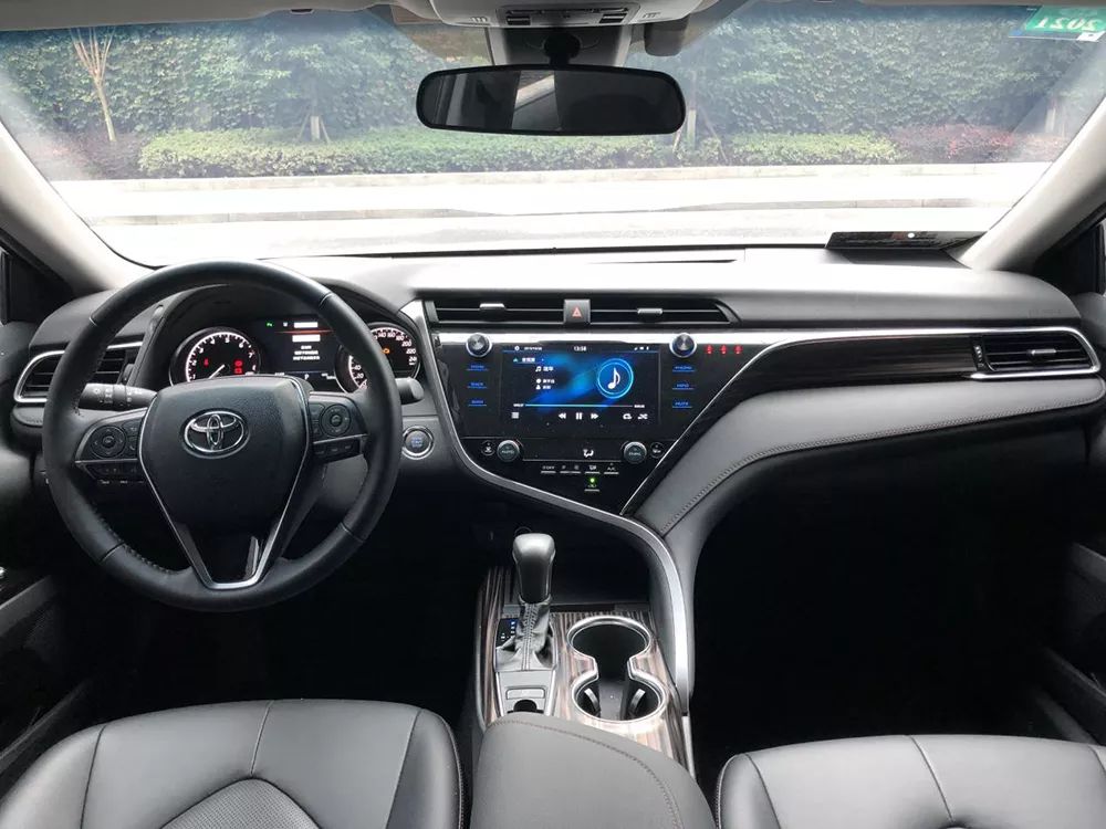 21款2.0豪华版凯美瑞真实车主感受,凯美瑞2.0试驾第一视角