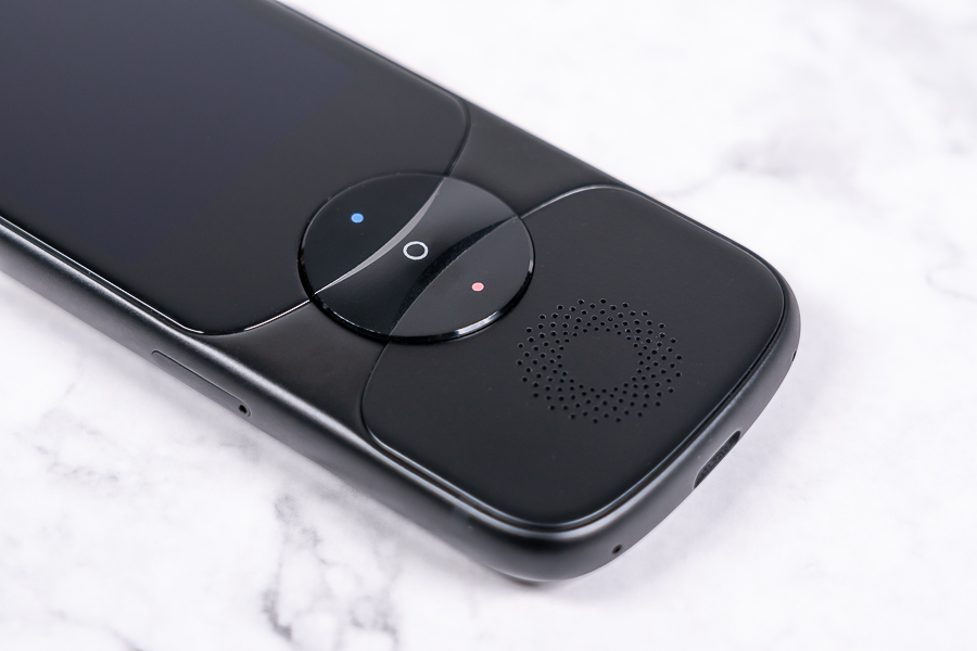 不懂外语也不怕语音同步翻译,科大讯飞手持翻译机外语