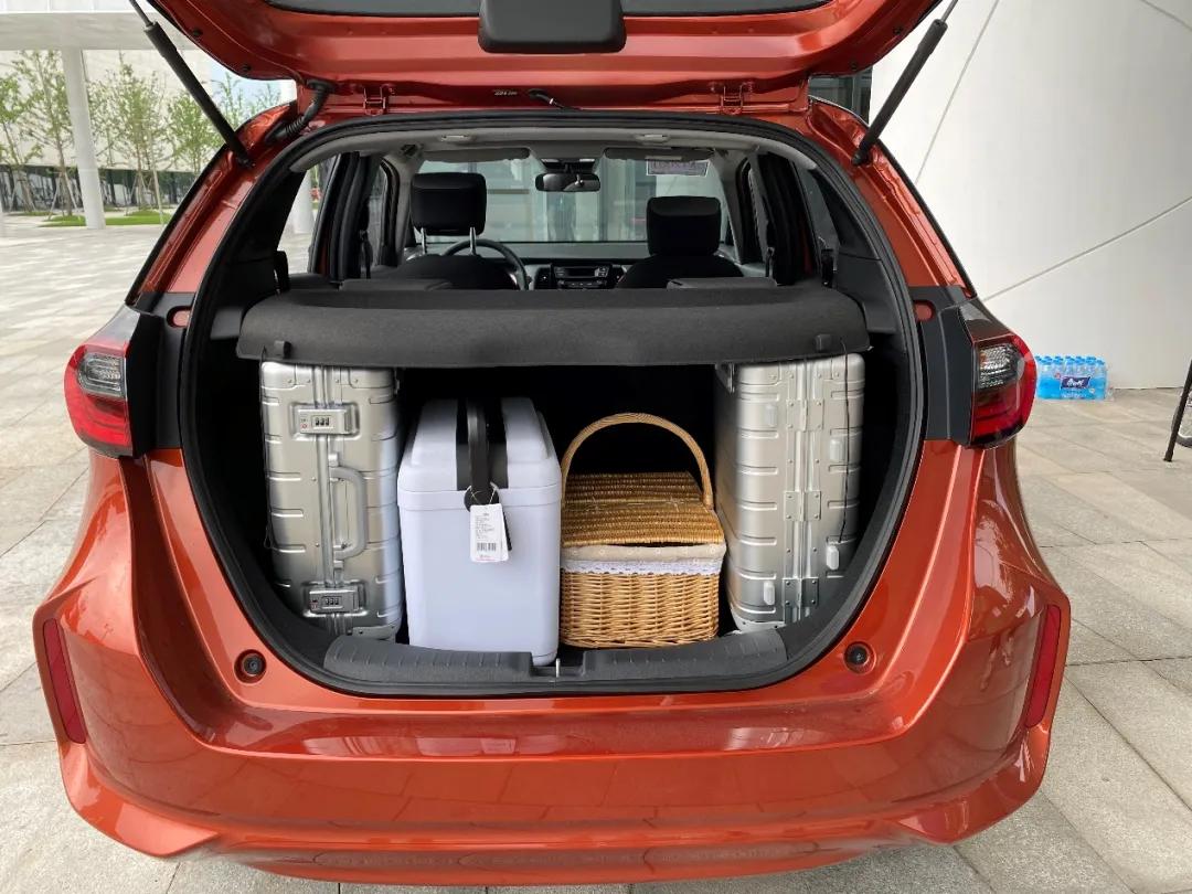 小型汽车的底盘都多高,小型车底盘