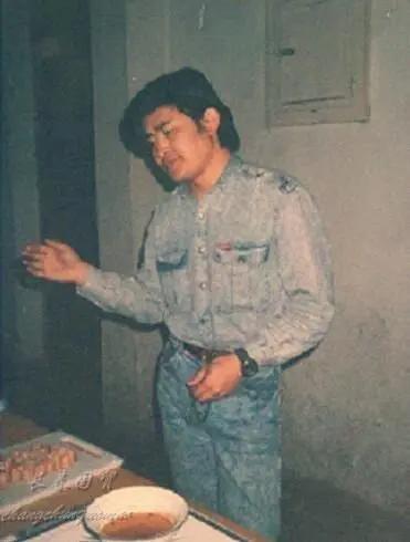 刘欢和妻子怎么认识,刘欢与他妻子相识过程