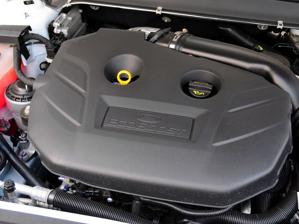 16起亚k41.8二手车值得入手吗,起亚k4vs蒙迪欧