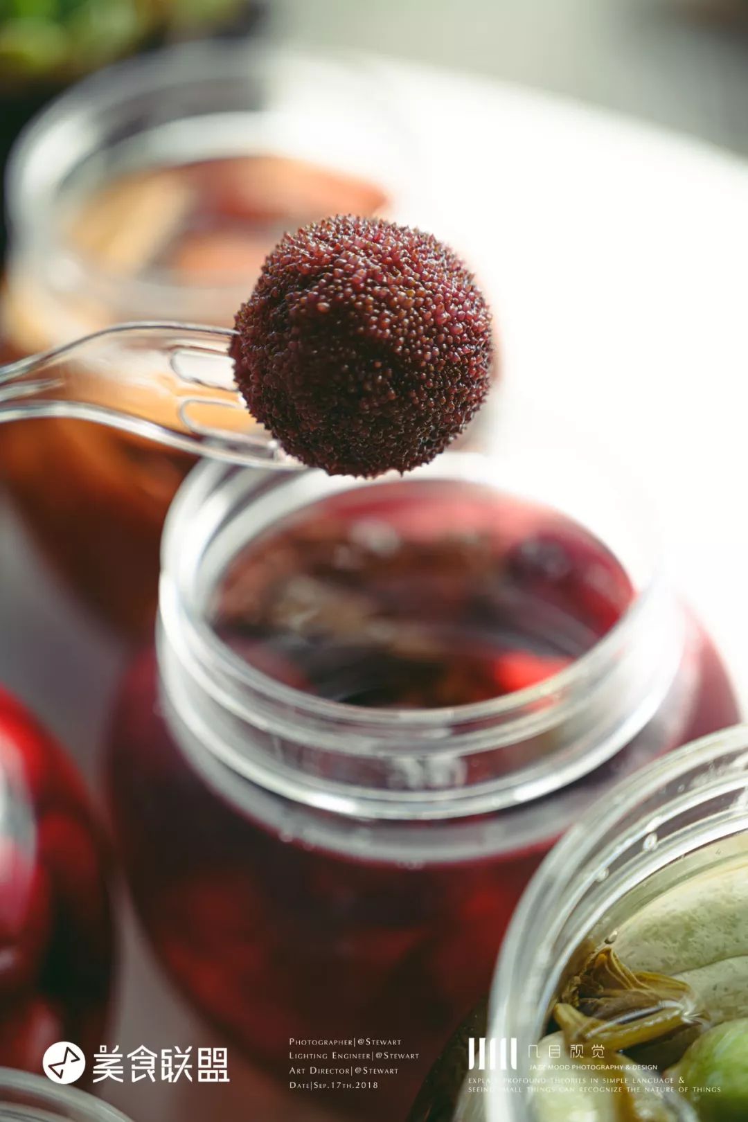 泡菜店一天只卖几百元,昆明白塔路的泡菜