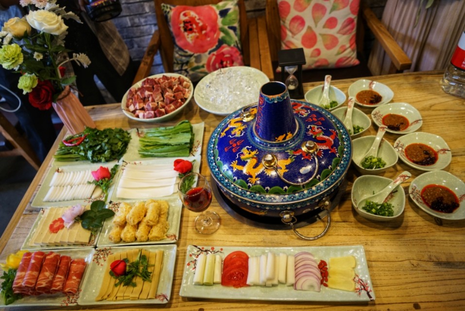 西安穿汉服拍外景的地方推荐,来西安穿汉服看演绎