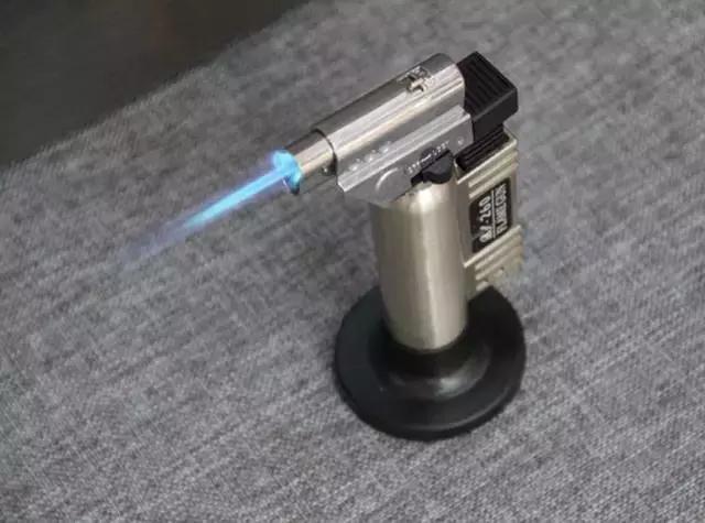 抽象画怎样画得简单又好看,看似复杂实则画起来简单的抽象画