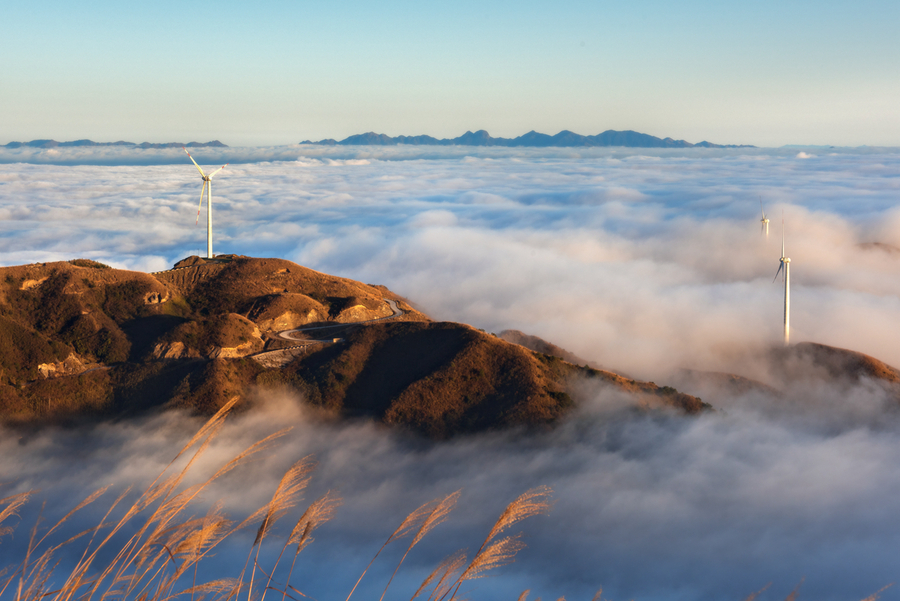小学三年级和云有关的成语,背诵含有云的成语