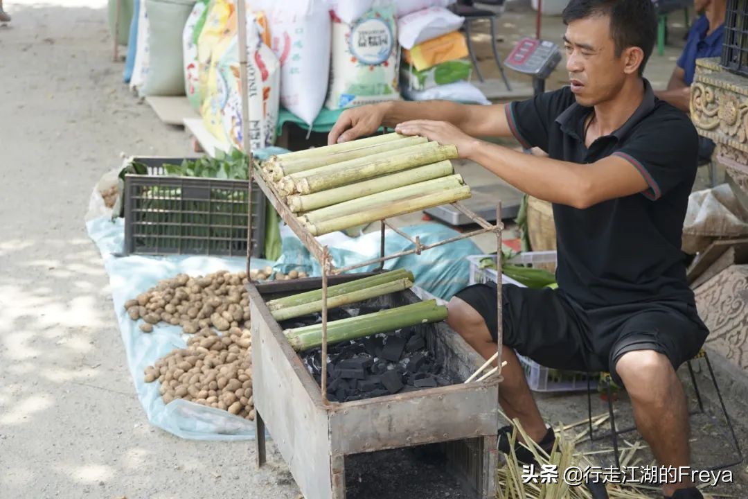 西双版纳傣族村寨赶集,西双版纳星期五赶集