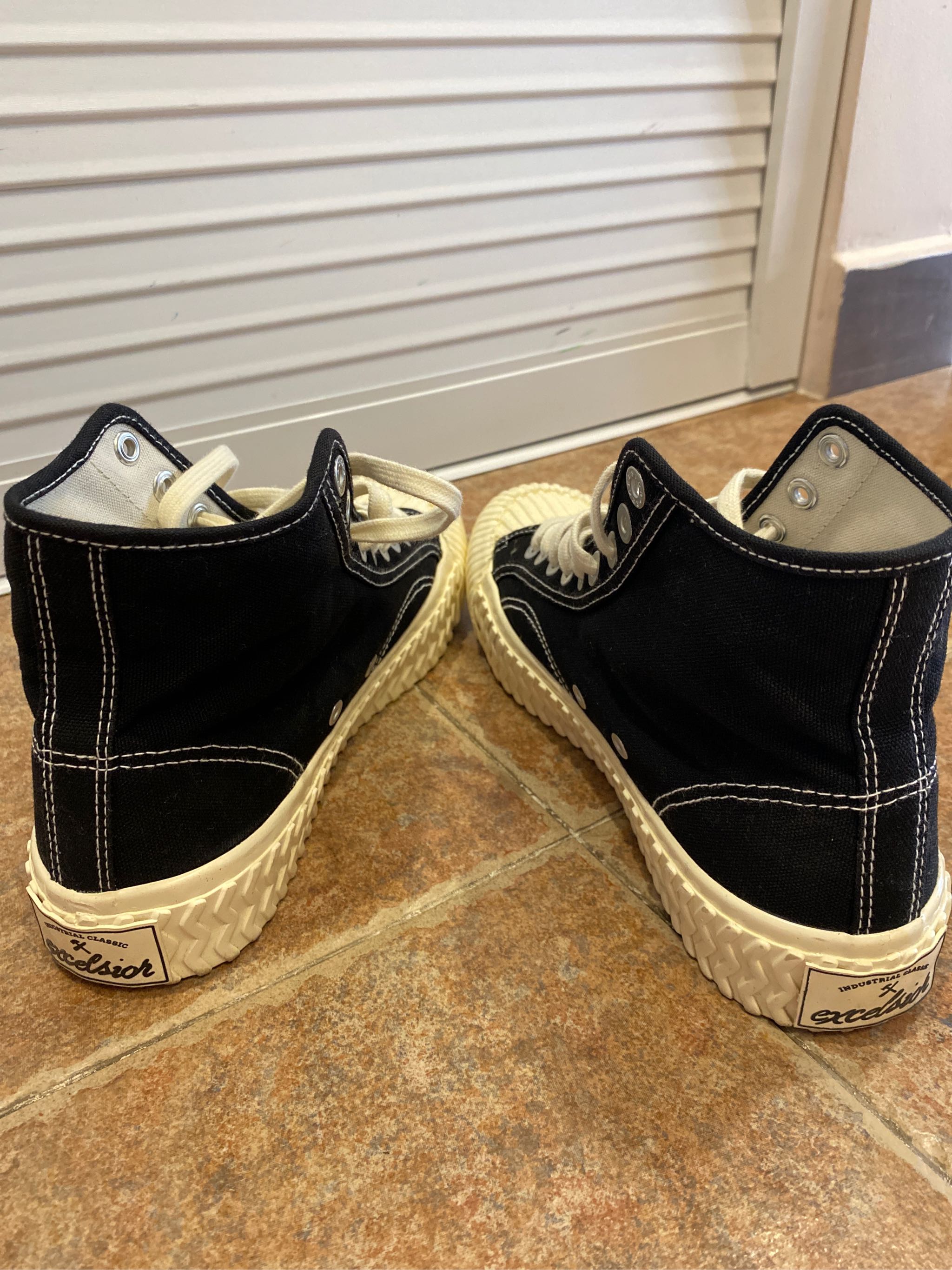 excelsior低帮板鞋,excelsior帆布鞋穿着舒服么