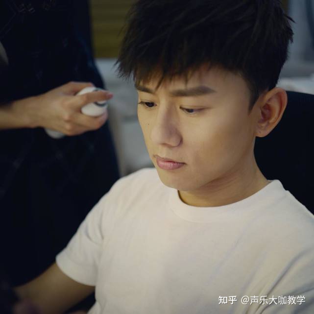 张杰唱功属于什么级别的歌手,张杰歌手被忽视