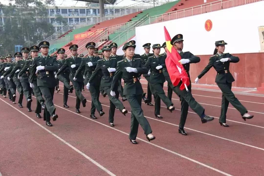 广大附中国防班免学费吗,广大附的国防班是重点班吗