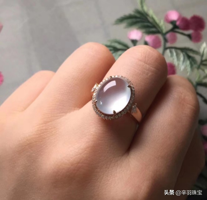 佩戴珠宝首饰有什么需要注意的,购买珠宝的讲究是什么