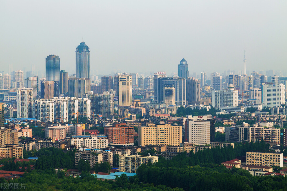 武汉离机场最近的美食街,武汉天河机场地铁沿线美食