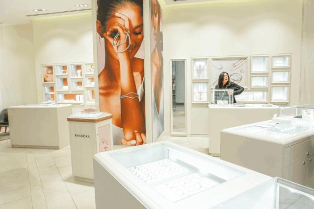 涓栫晫璐墿鎸囧崡,涓栫晫鍟嗗簵璐墿鎸囧崡