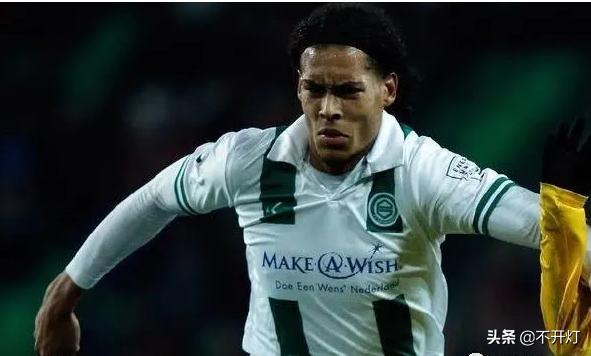 范迪克年度精彩表现,范迪克带刀中卫