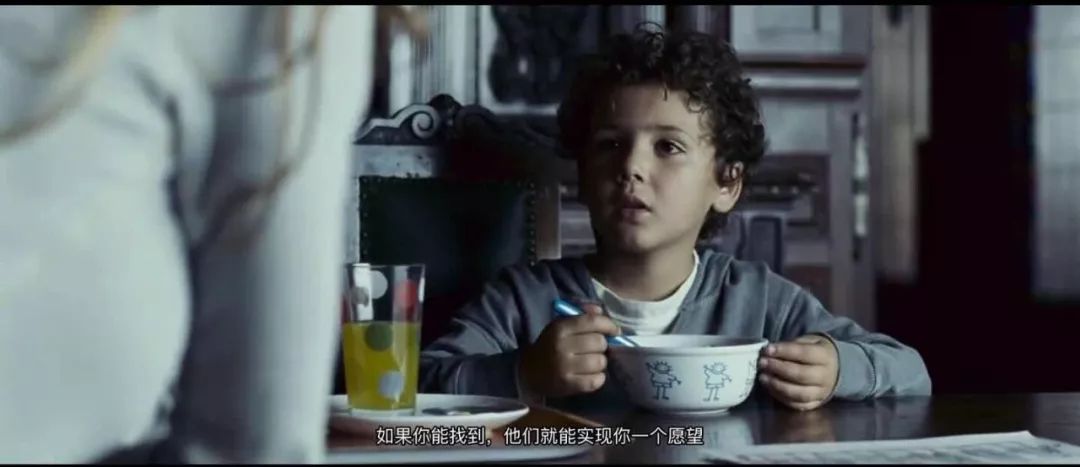 为了儿子放弃自己一生视频,一部非常感人的恐怖片