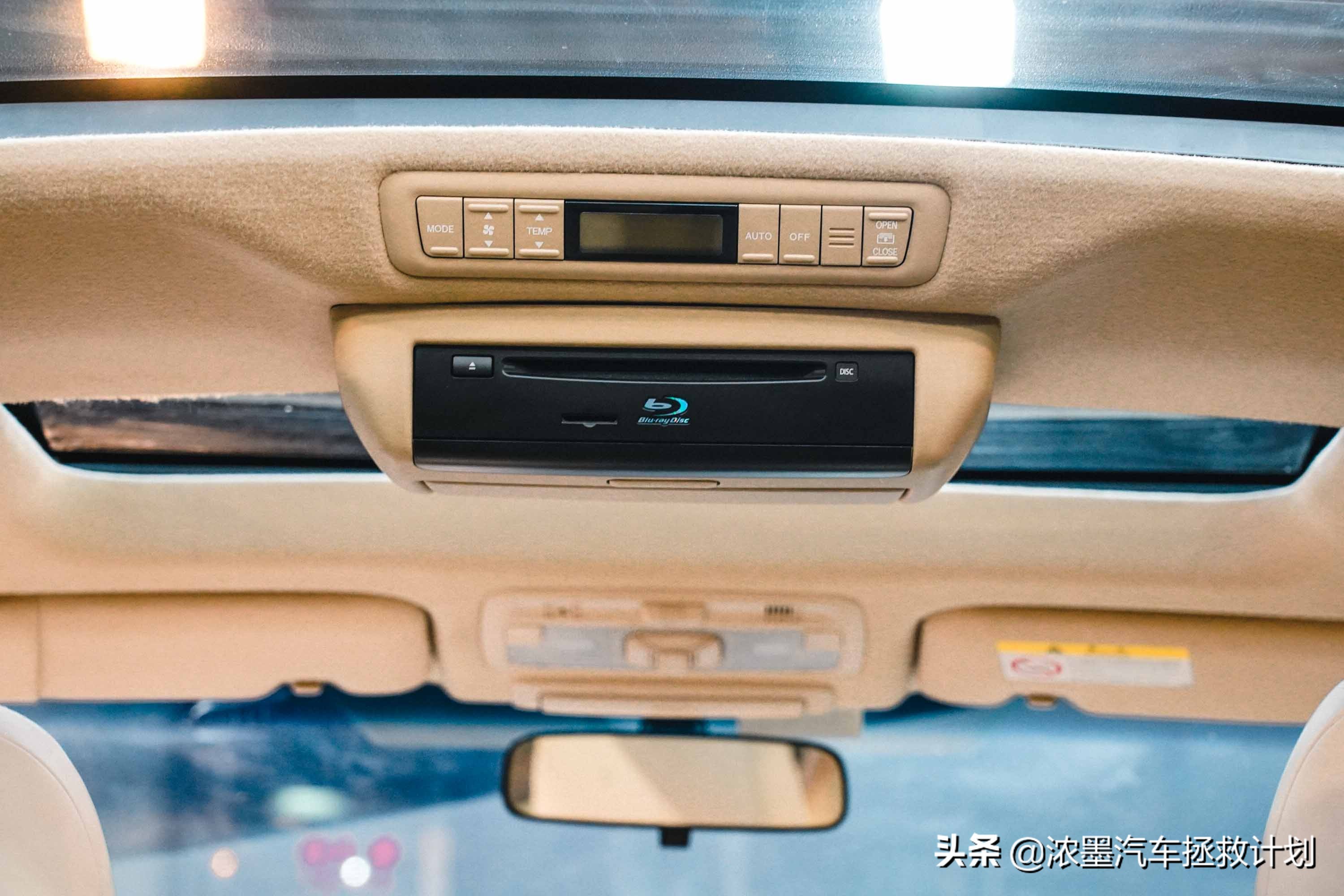 一代经典丰田普瑞维亚,丰田普瑞维亚依然经典