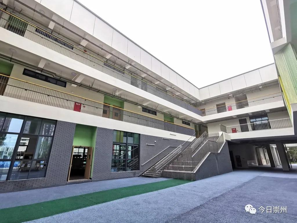 即将开学的小学,开学新的学校