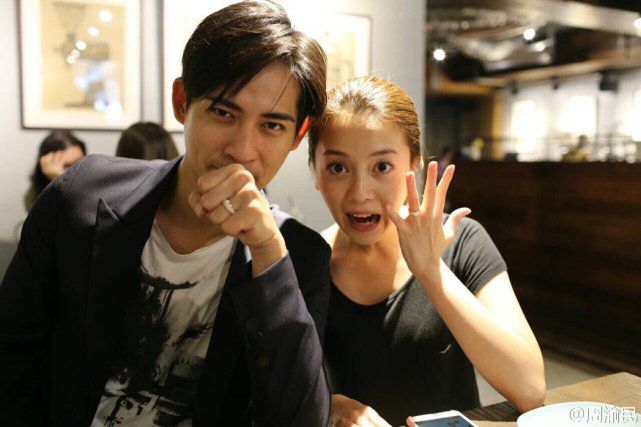 周渝民谈恋爱完整版,周渝民一家三口同框首曝