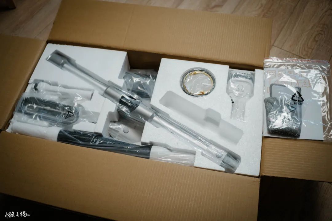 网易智造无线吸尘器t450,严选吸尘器测评